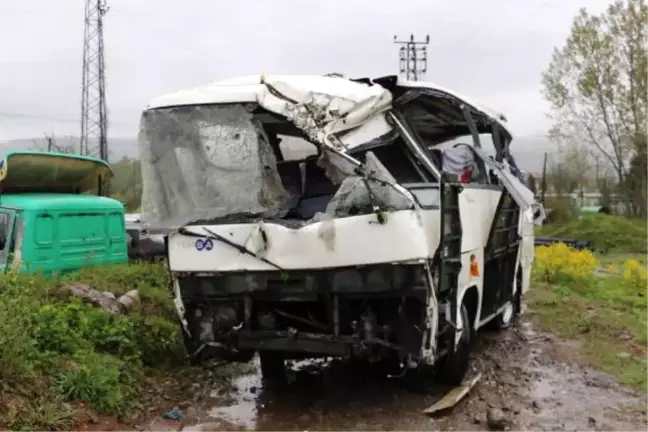 Zonguldak'ta 10 Kişinin Öldüğü Kazada Midibüs Sürücüsü Asli Kusurlu