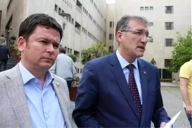 CHP'li Milletvekilleri Atatürk'e Hakaret Edenler İçin Suç Duyurusu Yaptı
