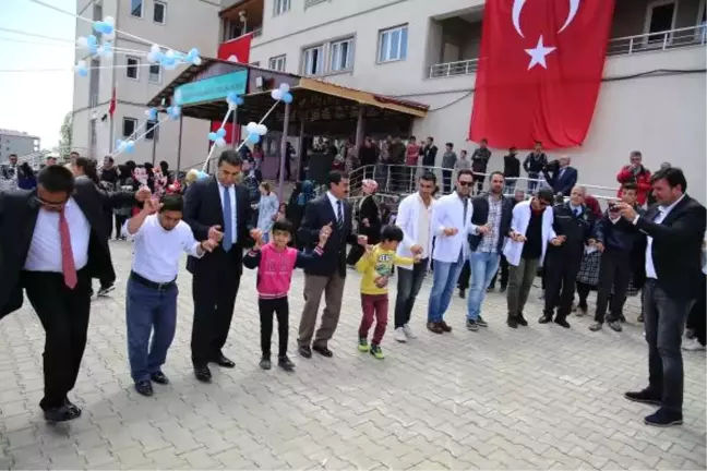 Engelli Öğrencilerin Klibine Yoğun İlgi