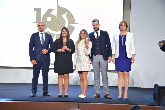 Nisan'a Üst Üste İkinci Kez Altın Pusula!