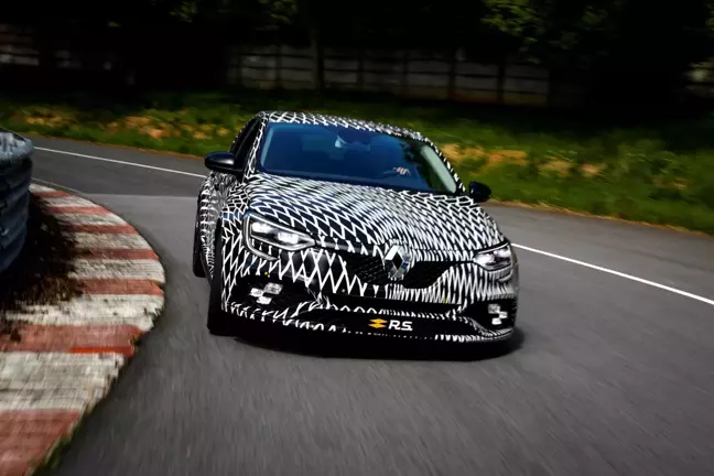 Yeni Megane R.S. Monaco Grand Prix'de İlk Gösterim