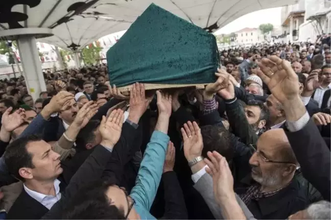 Kadir Demirel Son Yolculuğuna Uğurlandı