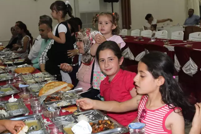 Sarıoğlan Kaymakamlığından Şehit Yakınları ve Gazi Ailelerine İftar