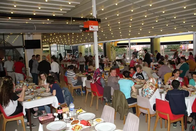 Lösemili Çocuklar ve Aileleri İftarda Buluştu
