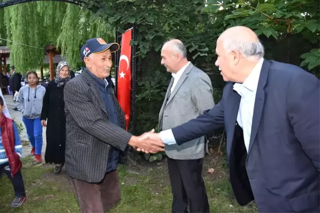 Dursunbey'de 'Gönlümüz Bir, Soframız Bir' İftarı