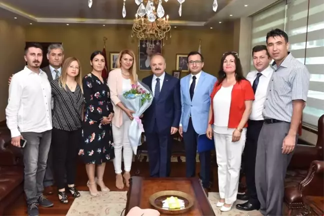Gülnarlılar Derneği Yönetiminden Vali Çakacak'a Ziyaret