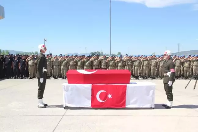 Şehit Uzman Çavuş Aydoğan'a Uğurlama Töreni