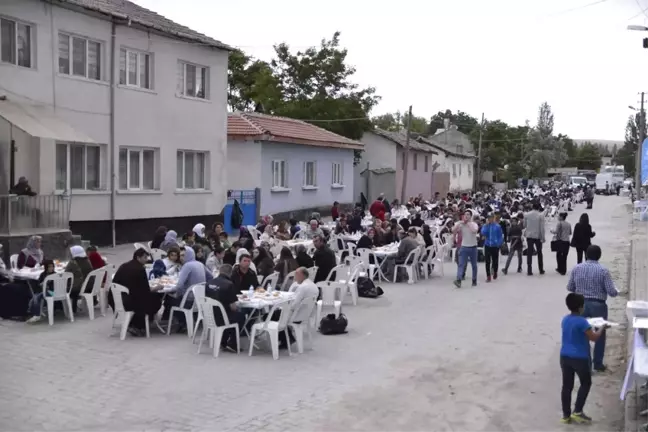 Çukurhisar'da İftar Sevinci