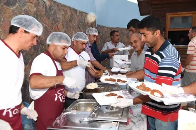 Çukurova Belediyesi Salbaş ve Pozantı'da İftar Sofrası Kurdu