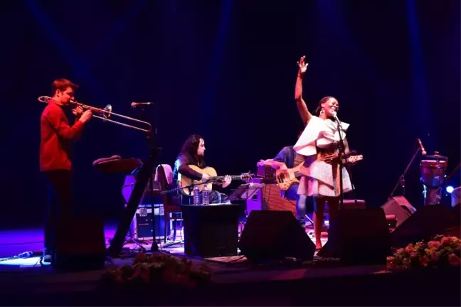 Buika Rüzgarı Antalya'da Esti