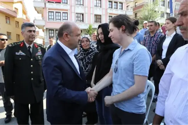 Bakan Fikri Işık, 15 Temmuz'un İlk Asker Şehidi Astsubayı Başçavuş Bülent Aydın'ın Mevlidine...