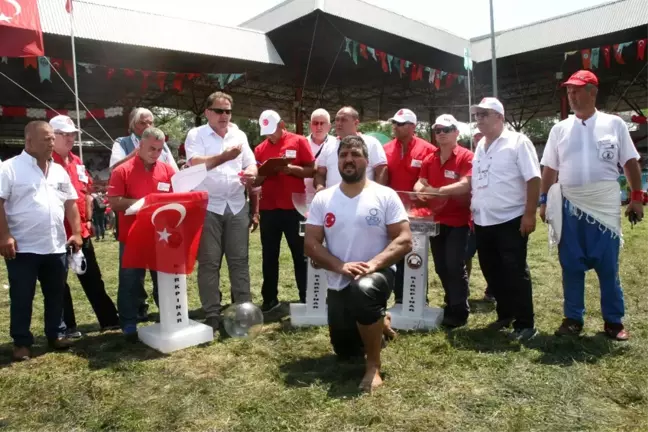Kırkpınar'da Başpehlivanlık Ilk Tur Kura Çekimi Yapıldı