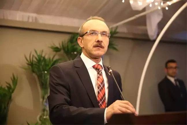 Vali Yavuz:
