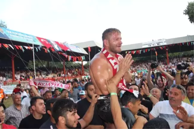 Kırkpınar'da Başpehlivan İsmail Balaban