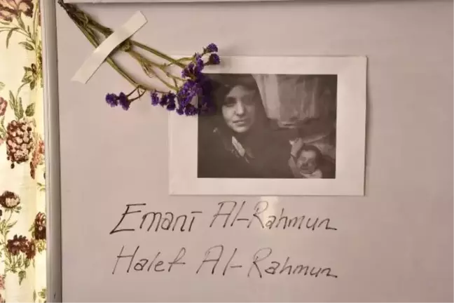Öldürülen Suriyeli Hamile Kadın ile Bebeğinin Yasını Tuttular