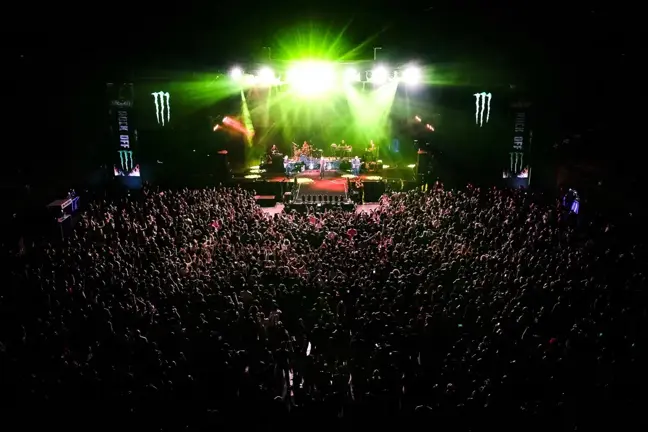 Rock Off 2017, 29 Temmuz tarihinde Uniq Açıkhava Sahnesi'nde!