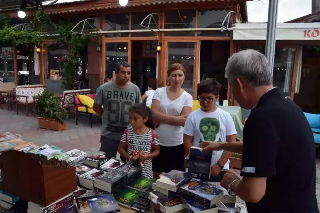 Dalyan'da Yayınevleri İlgiden Memnun