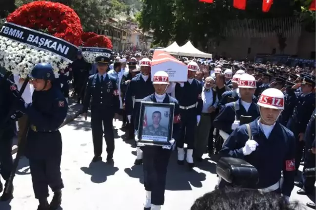Şehit Sözleşmeli Er Kütahya'da Toprağa Verildi