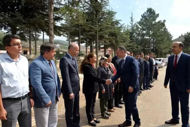 Vali Büyükakın İlçe ve Beldeleri Ziyaret Etti
