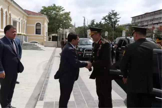 Kara Kuvvetleri Komutanı Orgeneral Çolak'tan İstanbul Valisi'ne Ziyaret