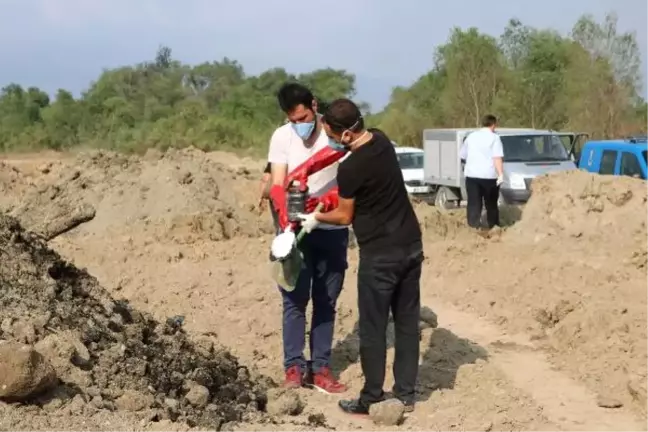 Hes İnşaatı Sahasına Gömülen Tonlarca Atık Bulundu