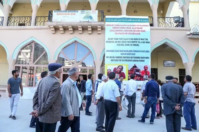 Arakan'daki Müslümanlara Yönelik Katliama 3 Dilde Tepki