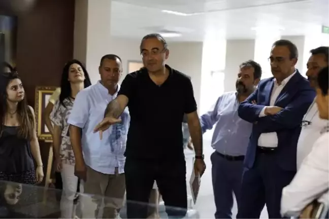 Sunay Akın: