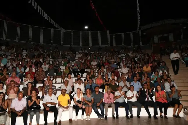 Çirkin Kral' Anıldı