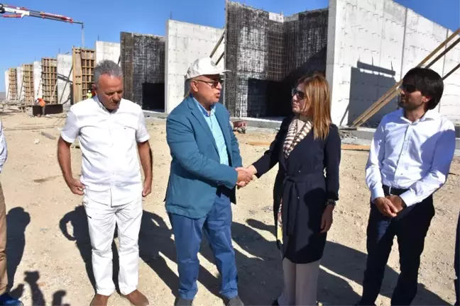 AK Parti Grup Başkan Vekili İnceöz'den Tarım Ticaret Merkezine Ziyaret