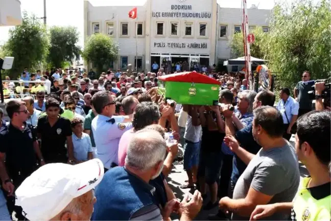 Kanserden Ölen Polis Memurunun Cenazesi Memleketi Konya'ya Uğurlandı