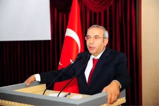 Yyü Rektörü Battal, Öğrencilere Cep Telefonu Numarasını Verdi