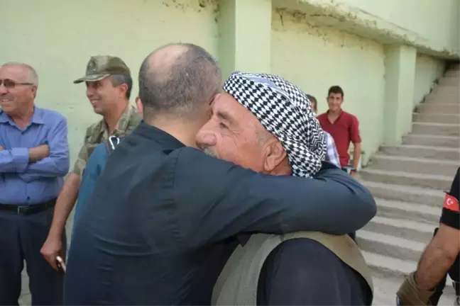 Vali Atik'ten Dağlık Alanlardaki Köylere Ziyaret