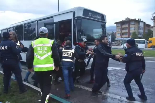Kütahyaspor - Tavşanlı Linyitspor Maçı Sonrasında Taraftar Kavgası