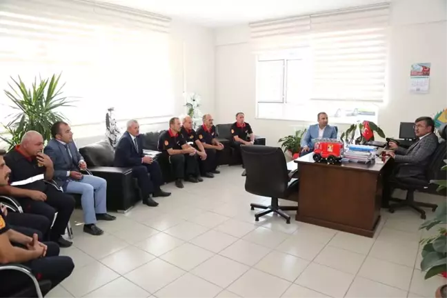 Başkan Akdoğan'dan İtfaiye Personeline Kutlama Ziyareti
