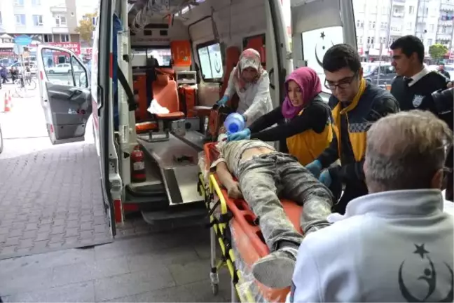 Kayseri'de İnşaat İskelesi Çöktü: 1 Ölü, 1 Yaralı