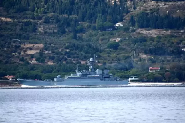 Rus Savaş Gemisi Çanakkale Boğazı'ndan Geçti