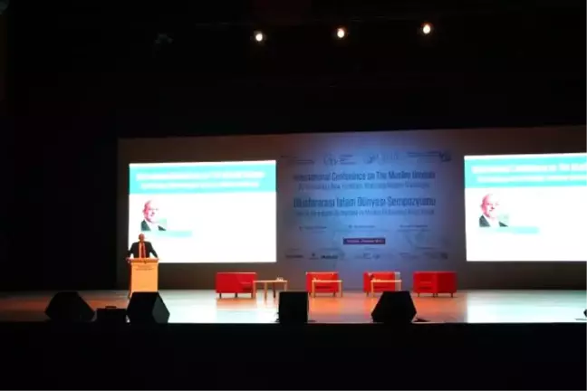 Dünyaca Ünlü Akademisyenler İzü'de Bir Araya Geldi