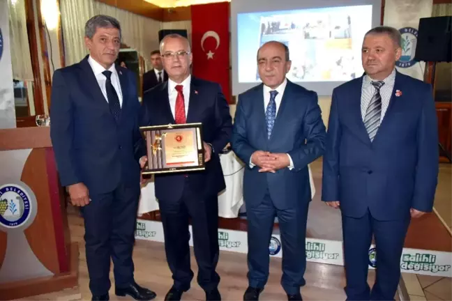 Salihli'de Muhtarlara Yemekli Kutlama