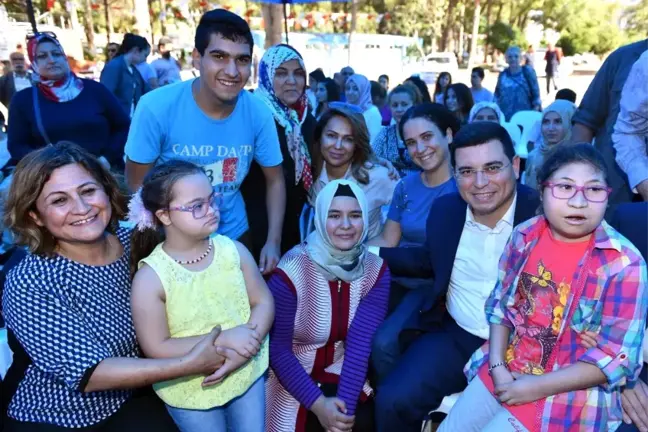 Sevgi İzi'ne Dokuma Park'ta Kavuştular