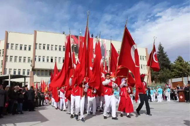 Niğde'de Cumhuriyet Bayramı Kutlandı