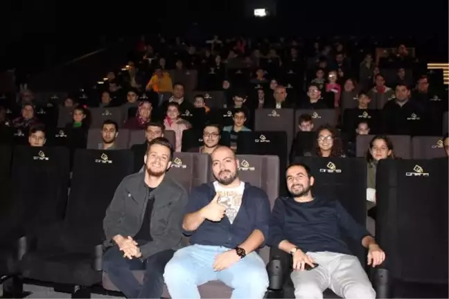 Venezia Cinens, 'Oha Diyorum' Filmiyle Perdelerini Açtı