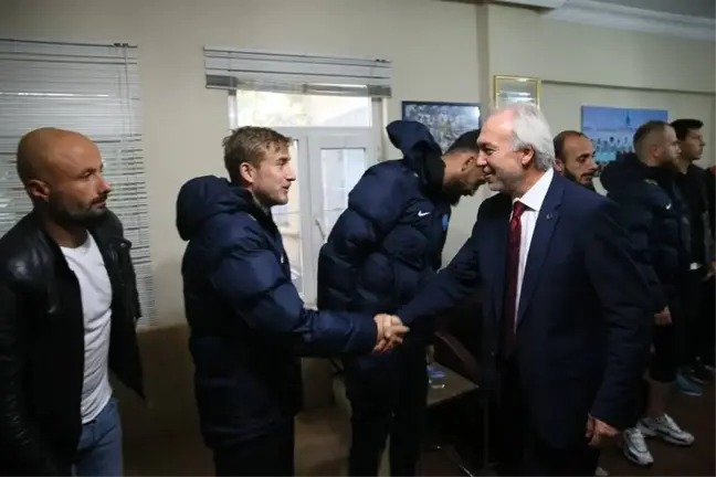 Başkan'dan Kütahyaspor'a Moral Ziyareti