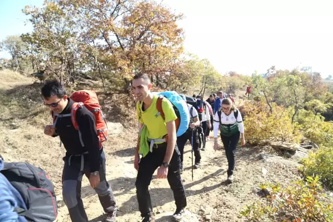 Ata'yı Anmak İçin Tırmandılar