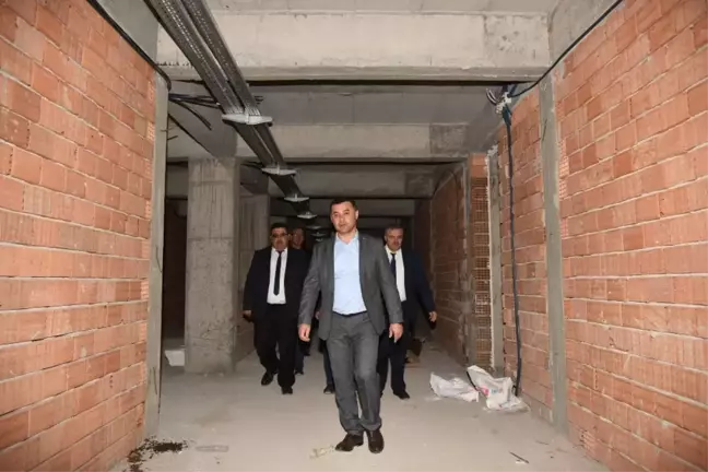 Başkan Yücel, Payallar Anadolu Lisesi İnşaatını İnceledi