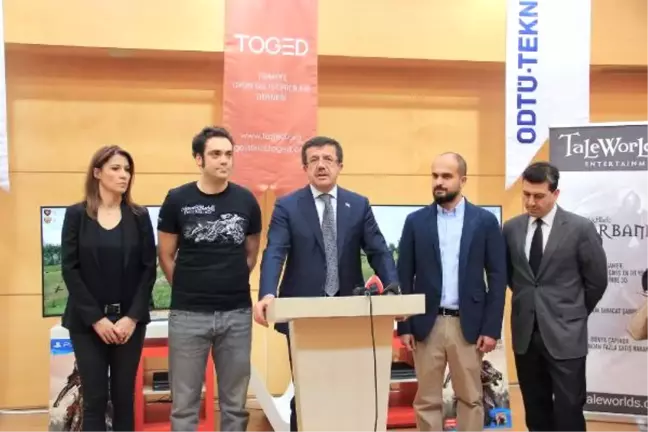 Nihat Zeybekci, Toged Ziyareti Esnasında 'Mobu' Oynadı