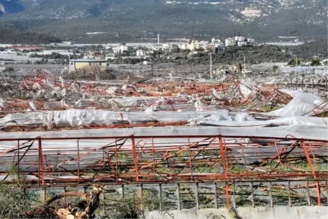 Demre'de Hortumun Zararı 11.7 Milyon Lira