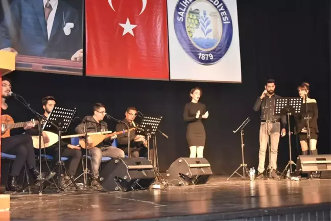 Salihli'de Engelsiz Şarkılar Konseri Beğeni Topladı