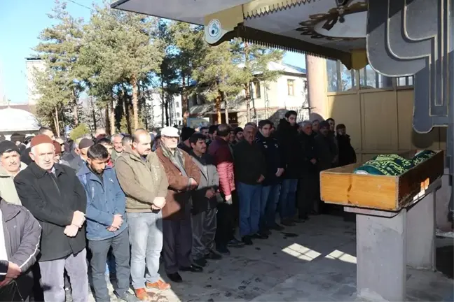 Gurbetten Cenazesi Geldi