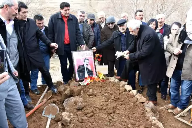Halk Ozanı Ali Kızıltuğ, Son Yolculuğuna Uğurlandı