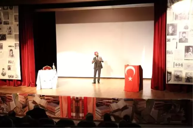 Mehmet Akif Ersoy'un Hayatı Tiyatro Sahnesinde